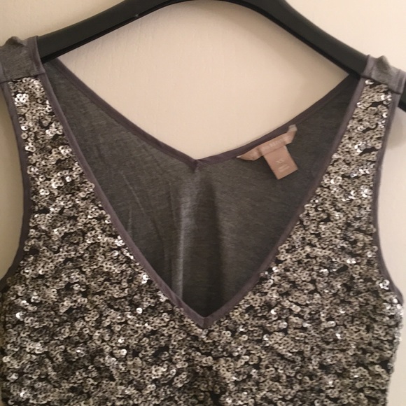 Top - Picture 2 of 4